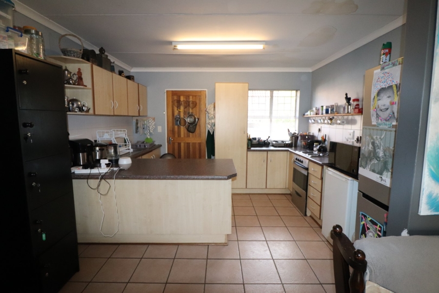 2 Bedroom Property for Sale in Langenhovenpark Free State